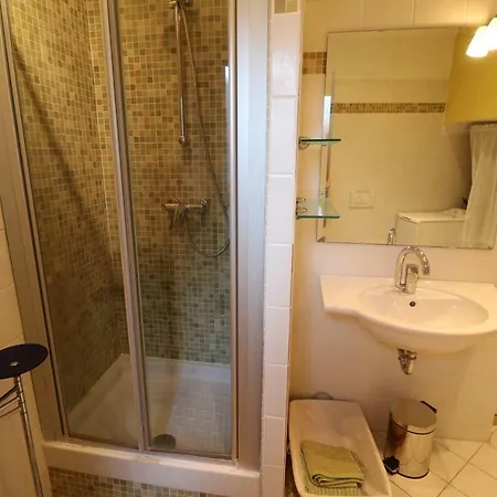 1 Bedroom Suquet, 6 Min From The Palais, Balcony & Port View 220 Apartment *