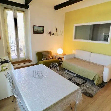 Apartment 1 Bedroom Suquet, 6 Min From The Palais, Balcony & Port View 220 Cannes