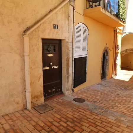Apartment 1 Bedroom Suquet, 6 Min From The Palais, Balcony & Port View 220 Cannes